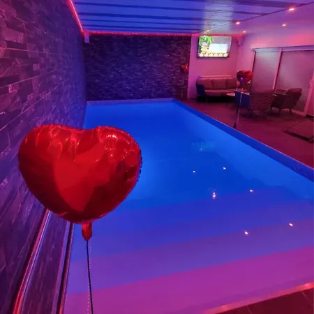 L'escapade D'hotes Et Privatif Avec Piscine Frühstückspension Coudekerque-Branche